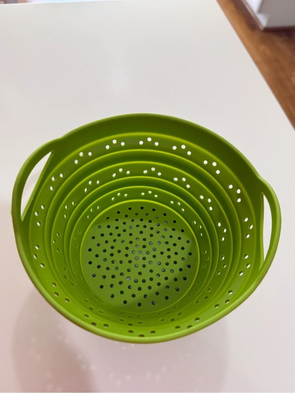 Joie Lime Green Silicone Collapsible Strainer